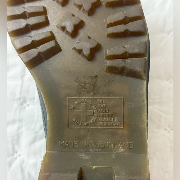 Vintage Dr.Martens Wingtip Black Men's UK 9 US 10 3989 Brogue Made In England - Picture 16 of 16